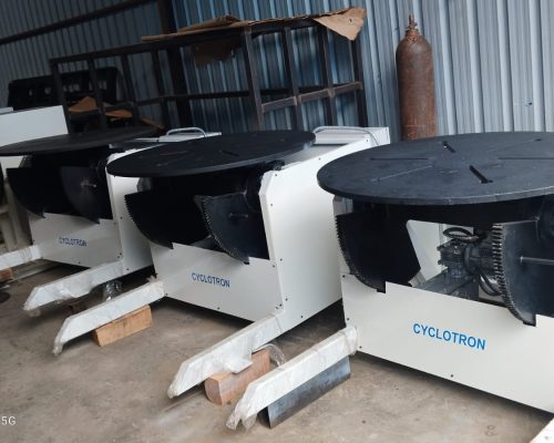 Cyclotron welding positioner